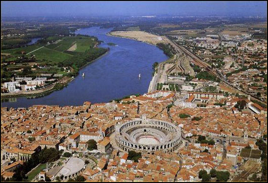 arles-vue-ciel2.jpg