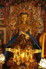 Maitreya-Statue160
